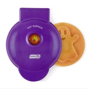 Dash ghost mini waffle maker
